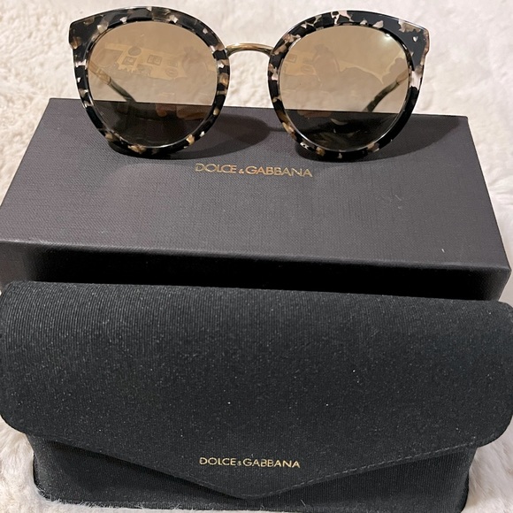 Brand new Dolce & Gabbana cat eye sunglasses - Picture 2 of 8